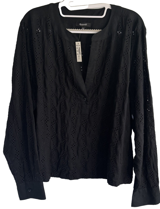 Madewell Tops - Madewell Long Sleeve V Neck Top in Eyelet Black Size Medium Linen Blend